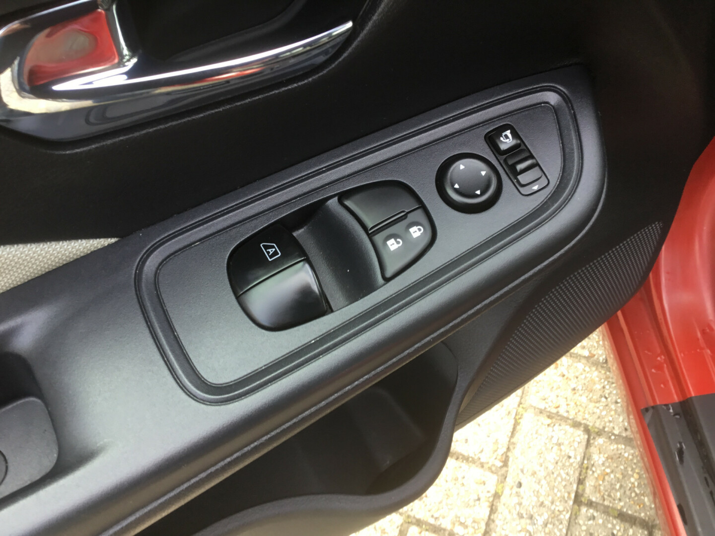 Nissan-Micra-11