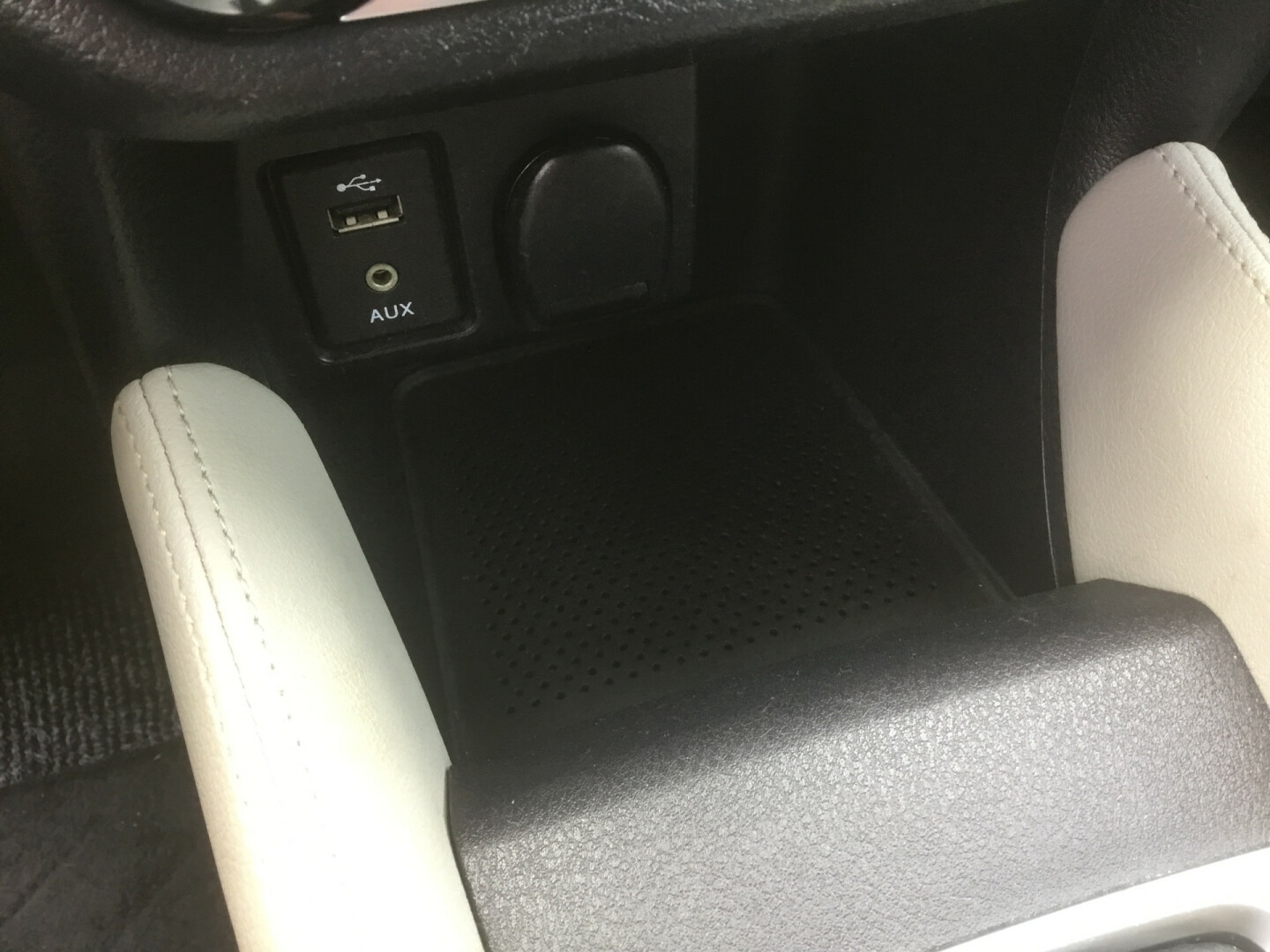 Nissan-Micra-23