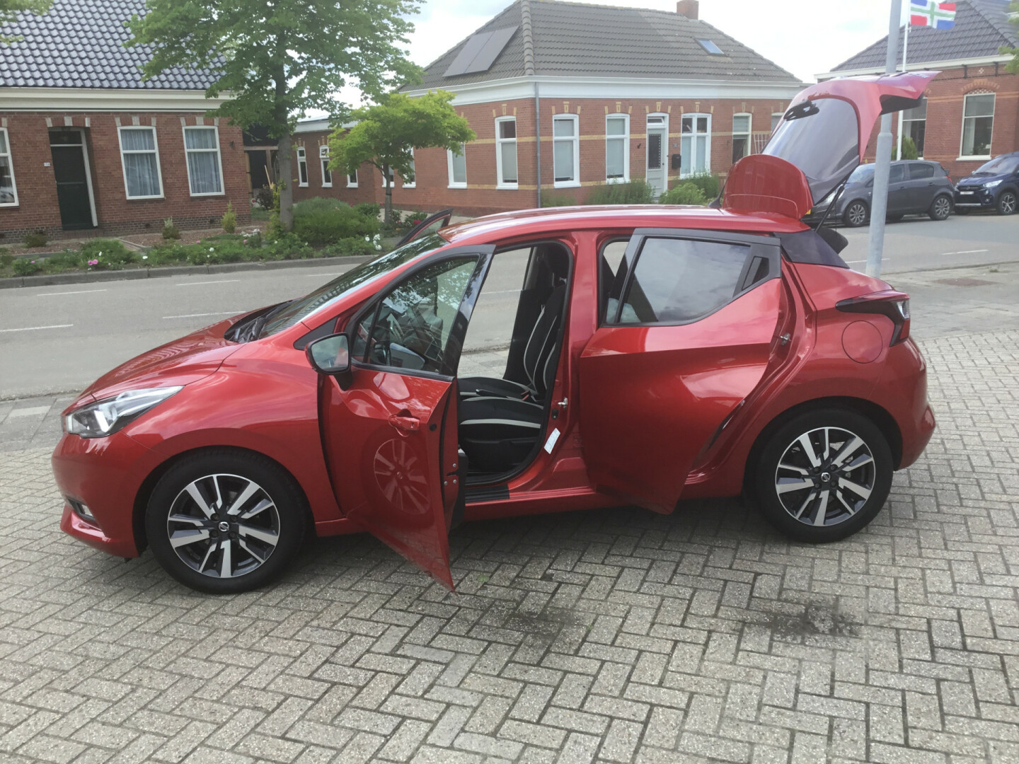 Nissan-Micra-26